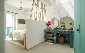 Seabed Suites Mykonos